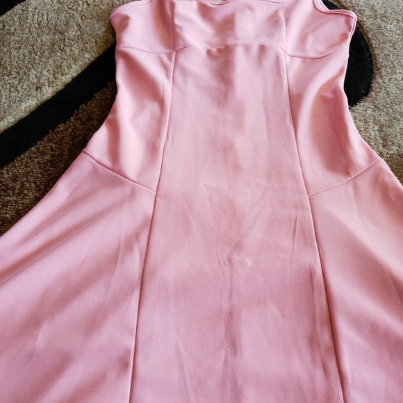 pink bodycon dress - Picture 5 of 7